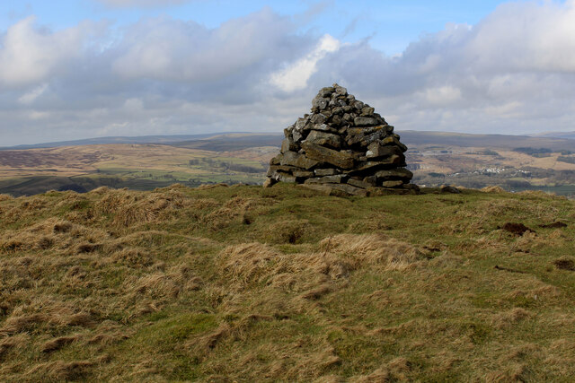 Cairn marking the Summit of Elbolton