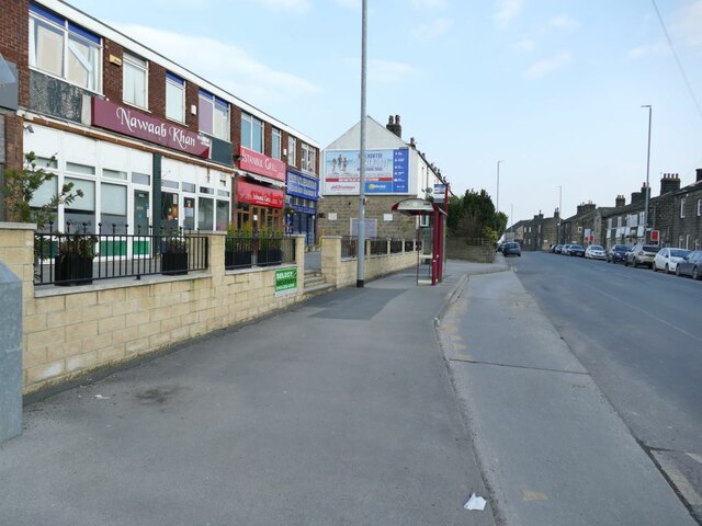 businesses-by-the-bus-lay-by-stephen-craven-cc-by-sa-2-0-geograph