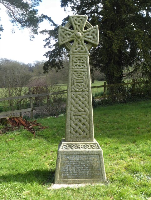 Cross in the churchyard, Frinsted