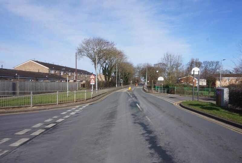 Wawne Road, Hull © Ian S Cc-by-sa 2.0 :: Geograph Britain And Ireland