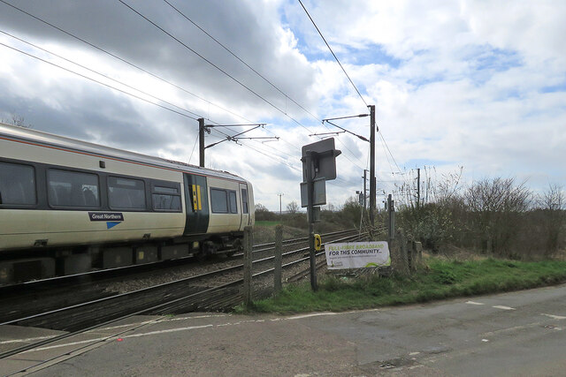 Shepreth: southbound at Meldreth Road Level Crossing