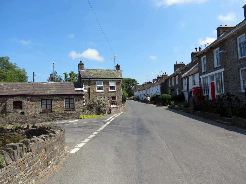 Derwen Gam / Oakford © Alan Richards cc-by-sa/2.0 :: Geograph Britain ...