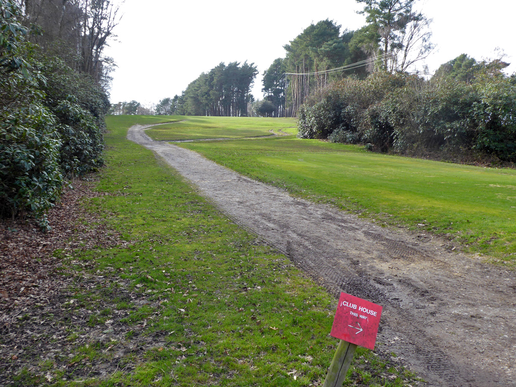 Part of Cottesmore golf course © Robin Webster :: Geograph Britain and ...