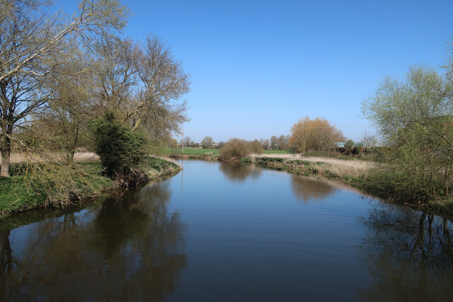 Main branch of the Great Ouse near Offord Cluny