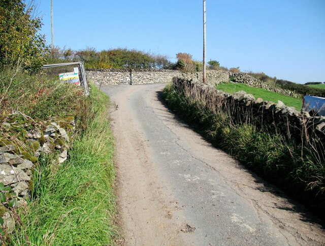 Farm access road, Hollowmire