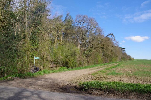 Harcamlow Way Camps Rd Junction