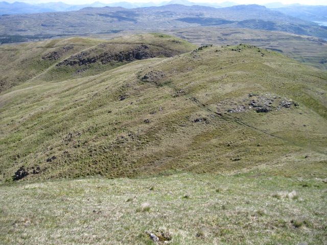 Path on the eastern ridge of Ben Hiant