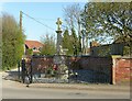 Shelford War Memorial and pinfold