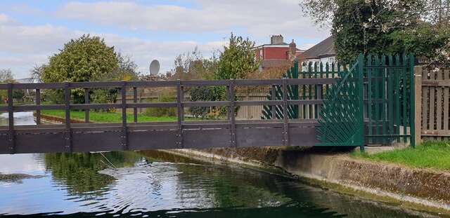 Bridge over New River, Palmers Green