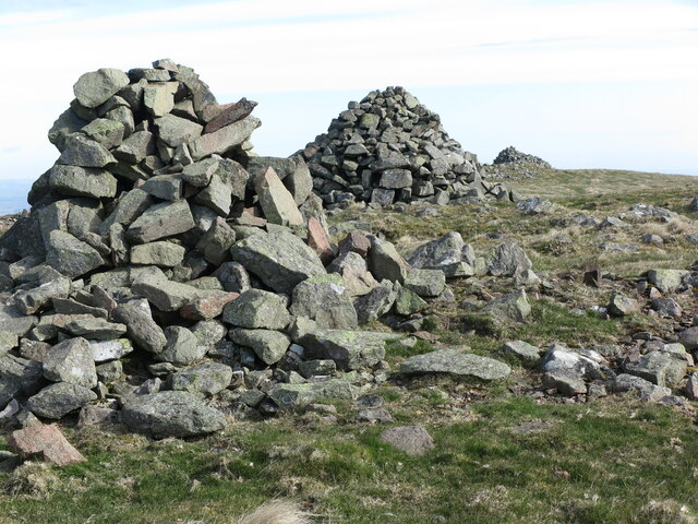 Three Cairns, Coldsmouth Hill