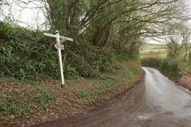 Lane Junction North Of Compton © Derek Harper :: Geograph Britain And 