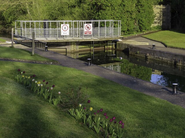 Lock gates at Culham Lock