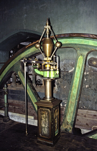 Tees Cottage Pumping Station - beam engine, governor and flywheel