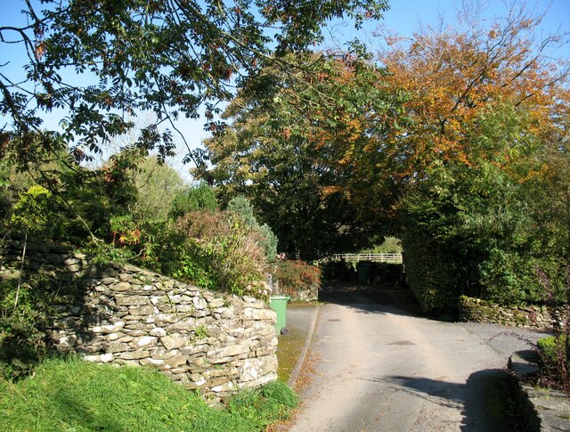Minor road in Broughton Beck