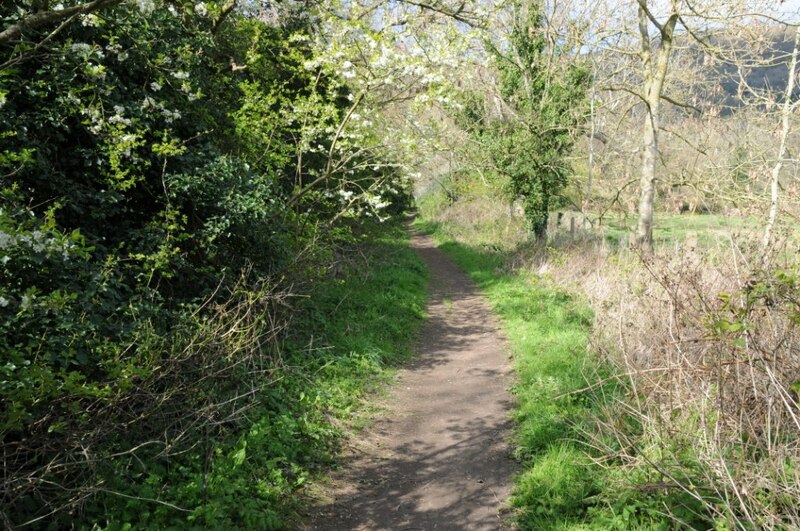 Footpath near Malvern Wells © Philip Halling cc-by-sa/2.0 :: Geograph ...