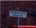 TA0733 : Ellerburn Avenue, Hull by Ian S