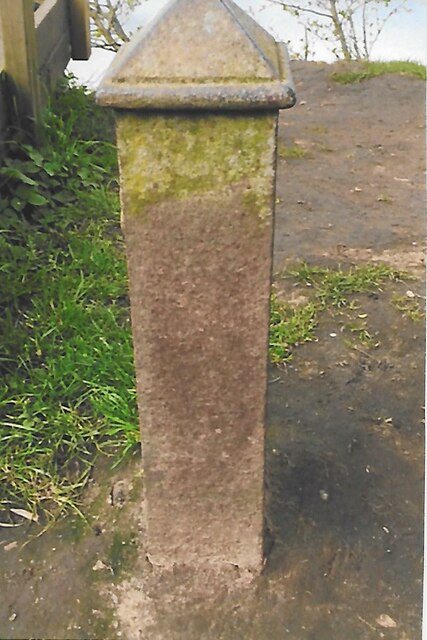 Old Boundary Marker on Bury Fields, Godalming parish