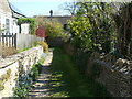 A path on Park Lane