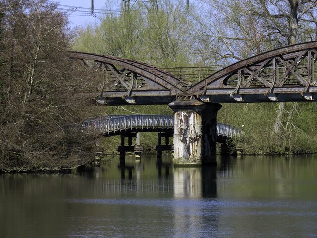 Bridges over the River Thames