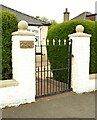 Gate and gate posts