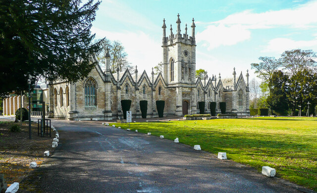 Priory Park, Aberford © Humphrey Bolton :: Geograph Britain and Ireland