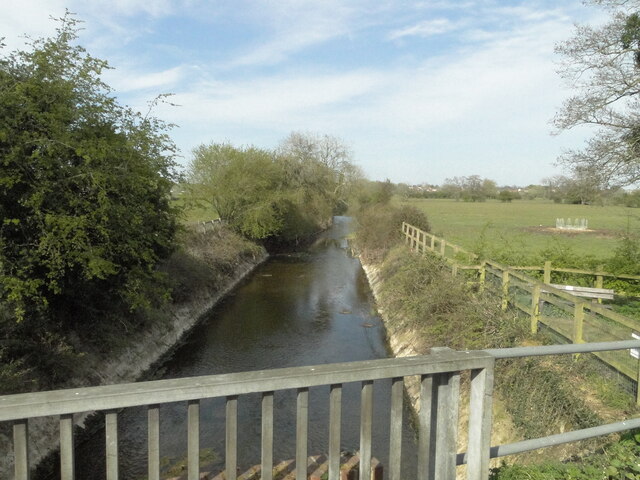 Downstream from the tail race at Earsham