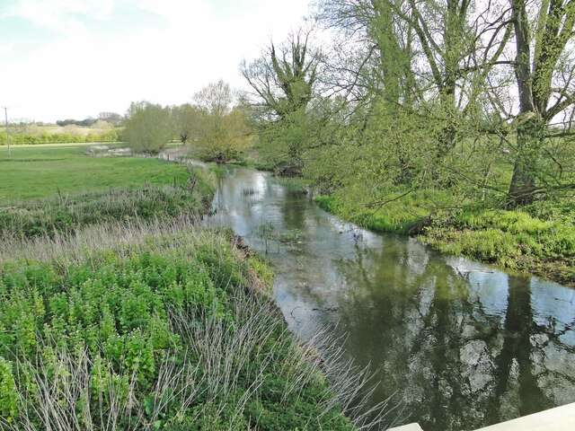 River Waveney downstream from Homersfield roadbridge