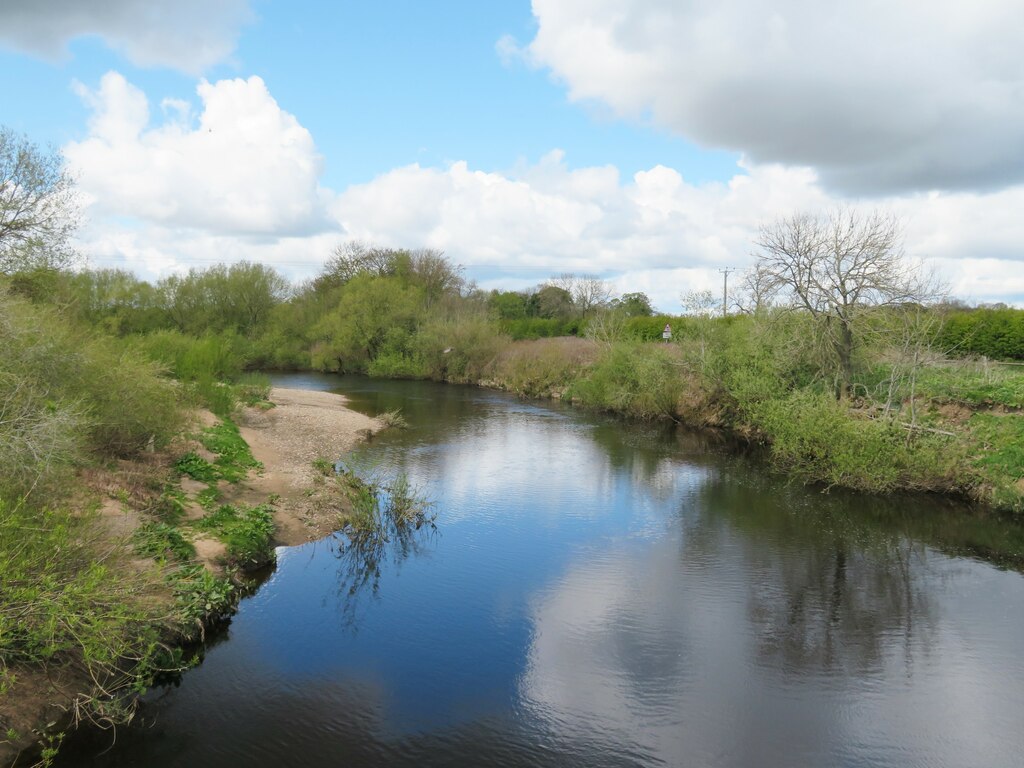 Upstream from Langton Bridge © Gordon Hatton cc-by-sa/2.0 :: Geograph ...