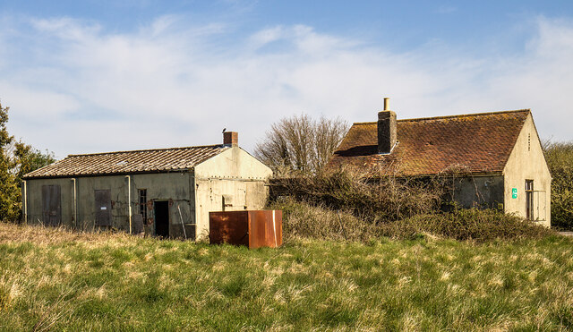 Hullavington Airfield, Wiltshire - area information, map, walks and more