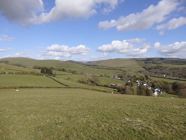 Farmland above Cnwch-coch