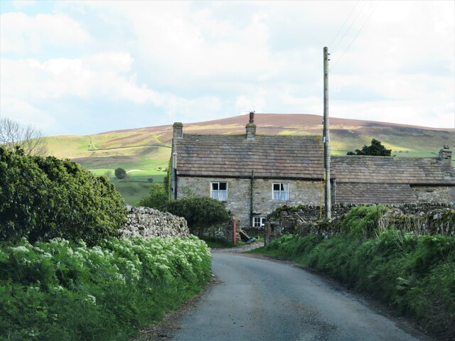 Low Gill Farm © Gordon Hatton :: Geograph Britain and Ireland