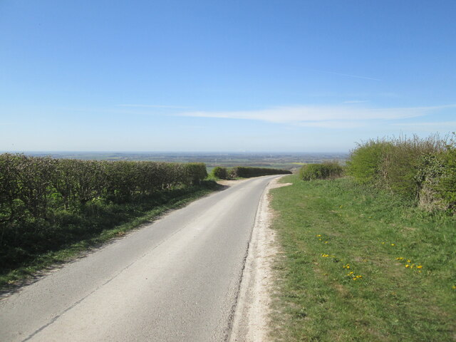 Country  lane  toward  Burnby.  Vale  of  York  beyond