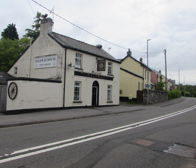 Village Pub, Little Mill, Monmouthshire © Jaggery :: Geograph Britain 