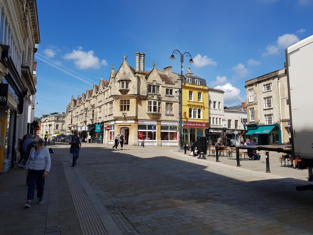 Market place and Castle Street, Cirencester