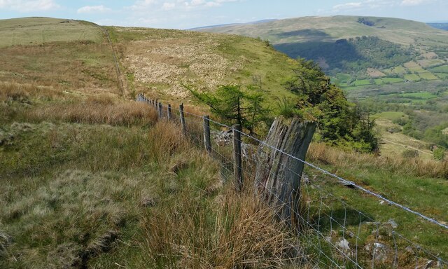 Ancient Fence Post on Craig Cwm-du