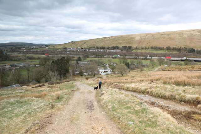 Dropping in to Roundthwaite