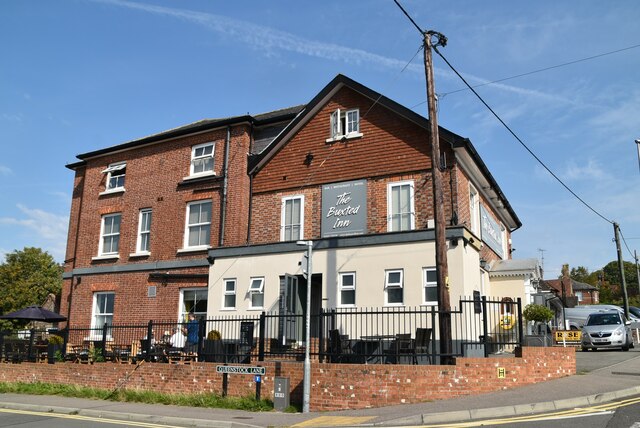 The Buxted Inn © N Chadwick Cc-by-sa 2.0 :: Geograph Britain And Ireland