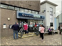 H4572 : Queuing at the Danske Bank, Omagh by Kenneth  Allen