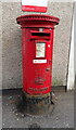 Elizabethan postbox on Lainshaw Street, Stewarton