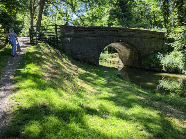 Bridge over the Kennet and Avon canal