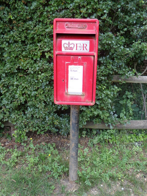 Shalford Green Postbox