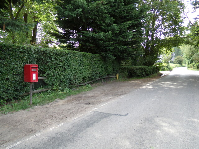 Henny Street & Shalford Green Postbox
