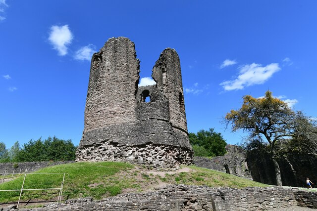 Skenfrith Castle: The keep, south western aspect