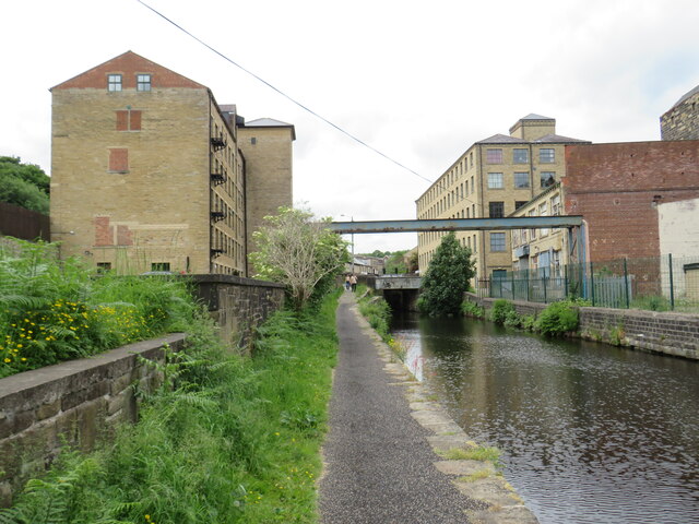 Huddersfield Narrow Canal, Huddersfield