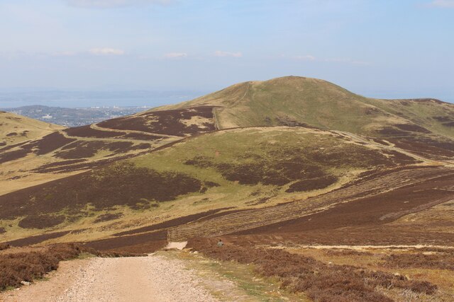 Allermuir Hill from Castlelaw Hill