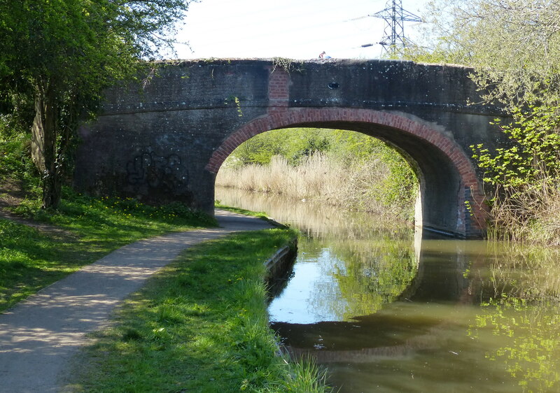 Meadow Bridge No 21 © Mat Fascione cc-by-sa/2.0 :: Geograph Britain and ...