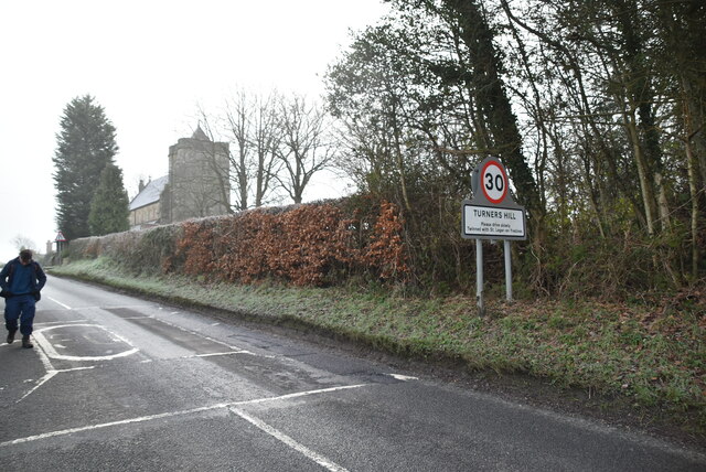 Entering Turner's Hill © N Chadwick :: Geograph Britain and Ireland
