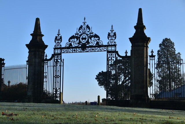 gate-to-worth-school-n-chadwick-geograph-britain-and-ireland