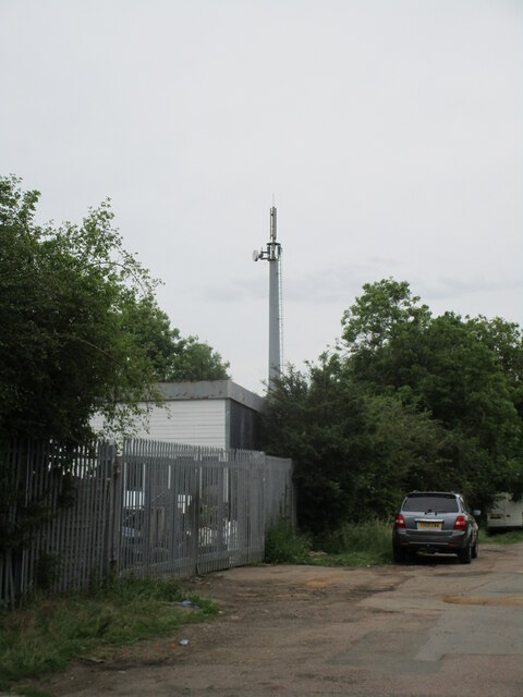 Communication mast near Stilton