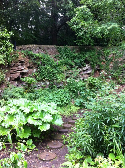 Garden with stepping stones, Whinfell Quarry Garden, Whirlow, Sheffield